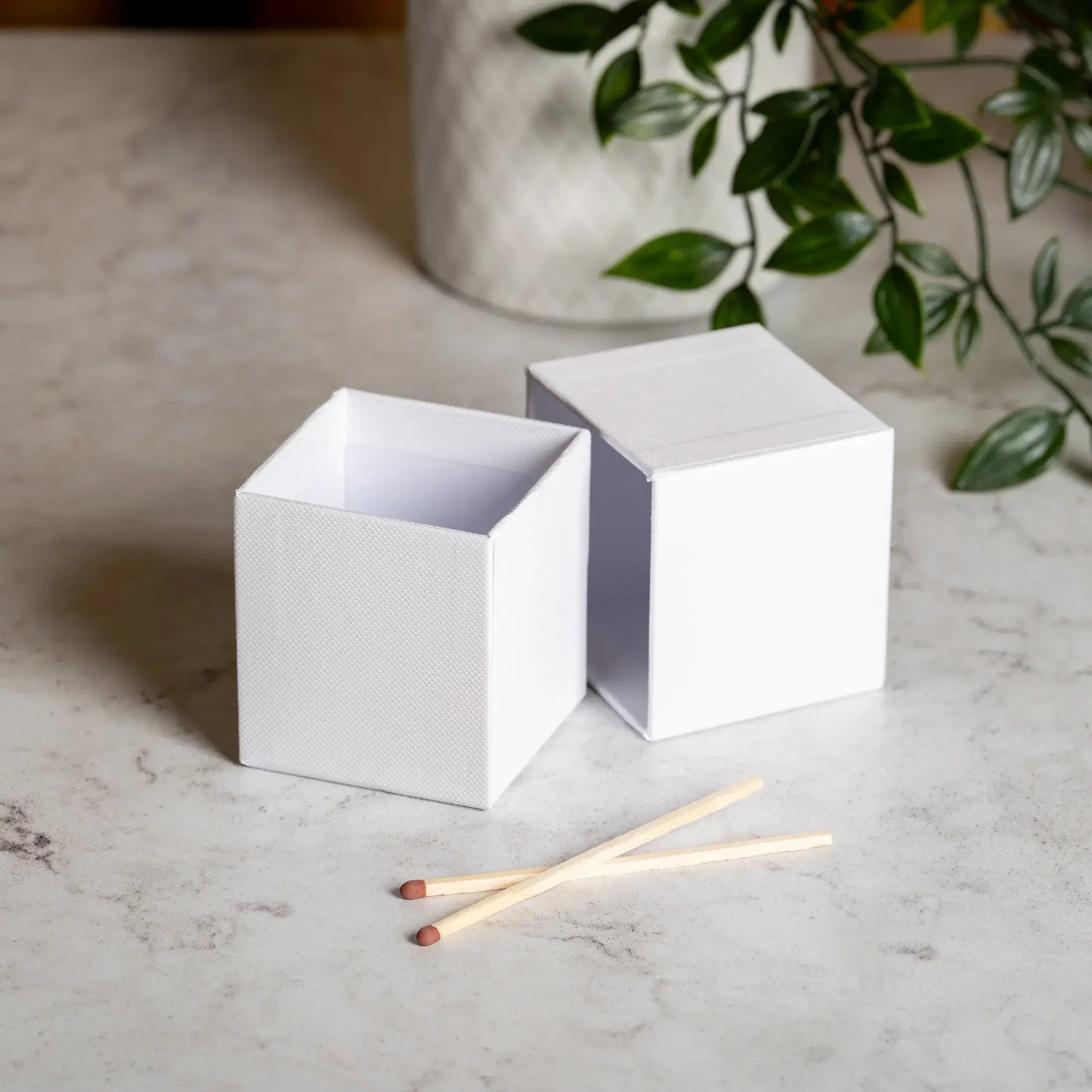 LUXURIÖSE BOX XS - WEISS